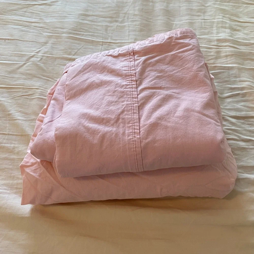 100% Cotton Pink Twin Fitted Sheet Set